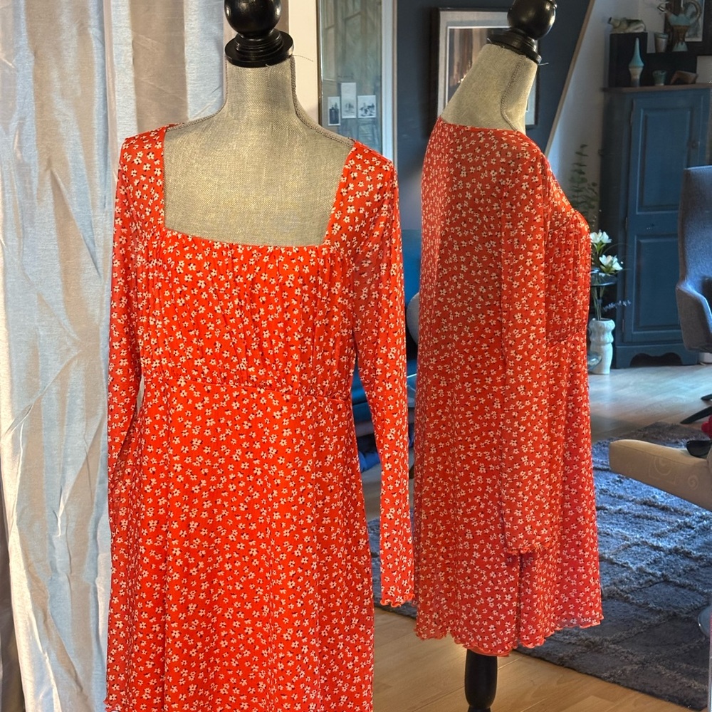 Light and lovely dress XL